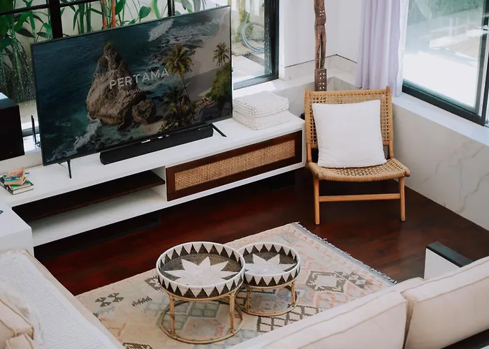 Devina By Pertama Villa Seminyak