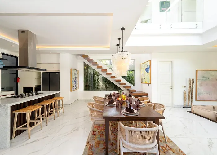 Devina By Pertama Villa Seminyak