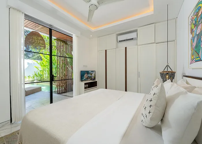 Devina By Pertama Villa *